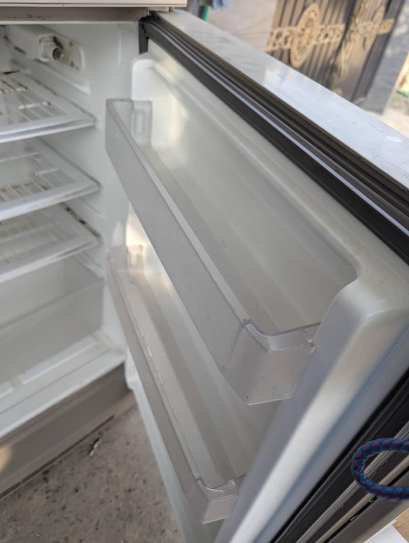 fridge 4
