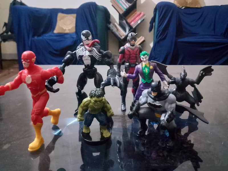 MARVEL CHARACTERS 0