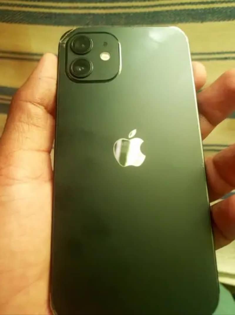 Apple iPhone 12 2