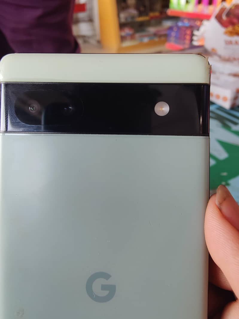 Google Pixel 6a 1