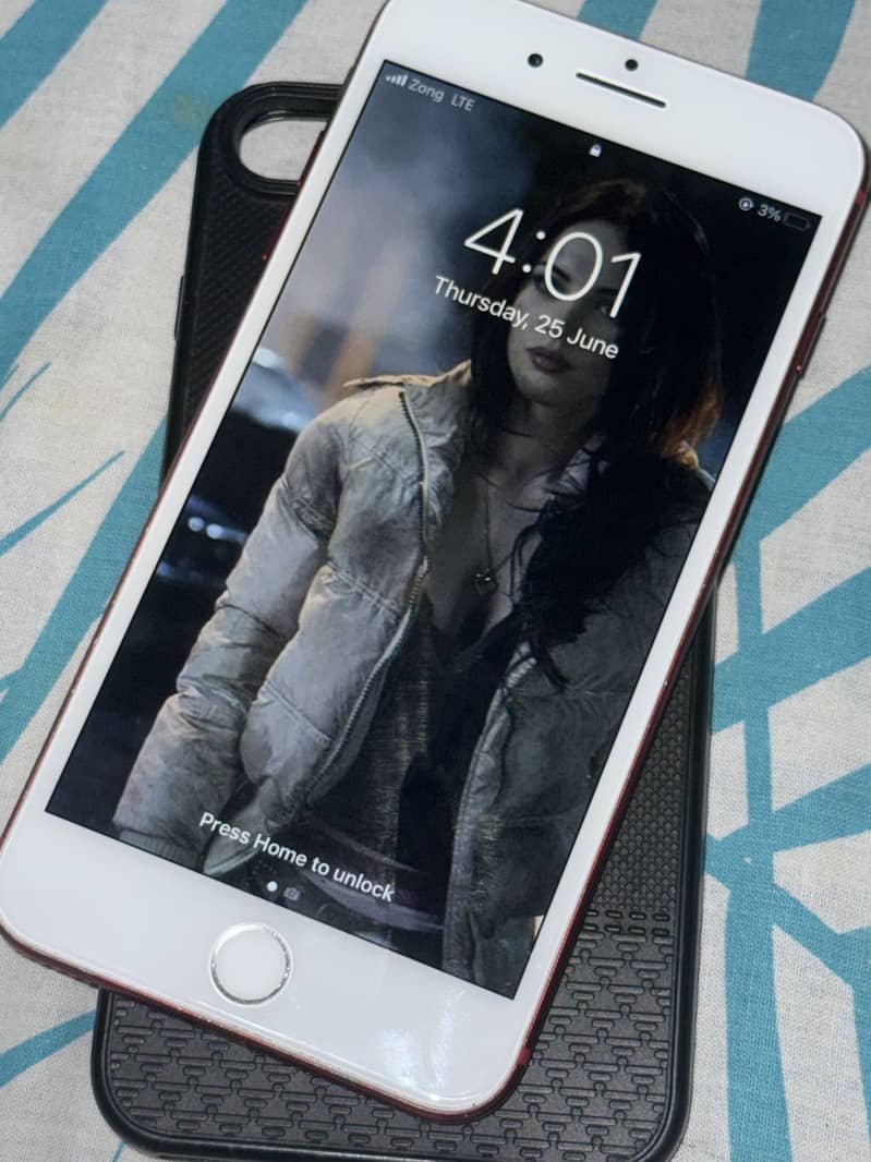 Apple iPhone 7 Plus 1
