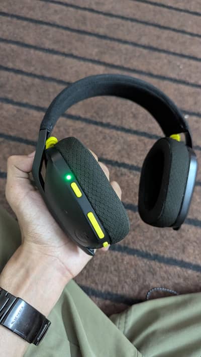 Logitec G436 wireless gaming headset