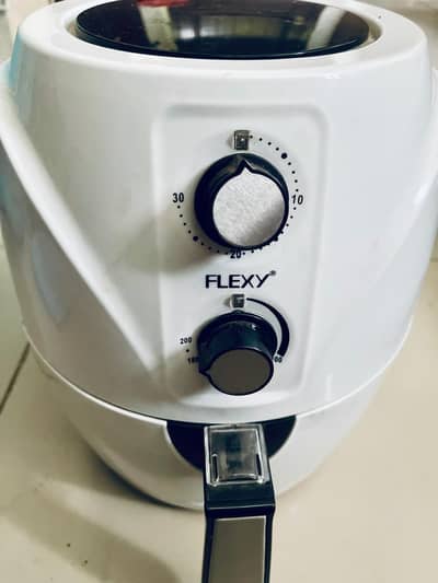 3.5L Flexy Air fryer from UAE in excellent condition