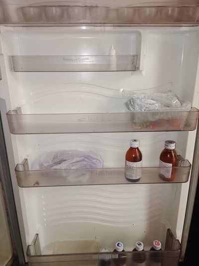 Dawlance fridge in good best cooling condition no fault