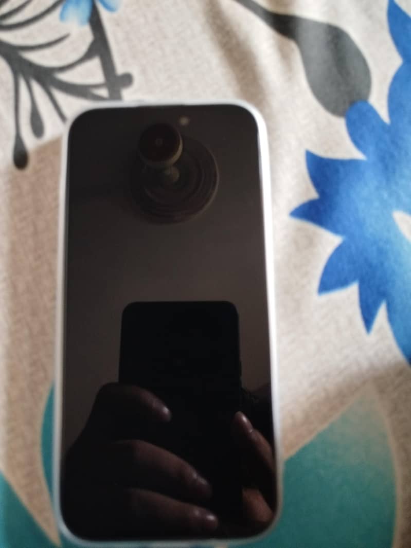 Apple iPhone 14 Pro 0