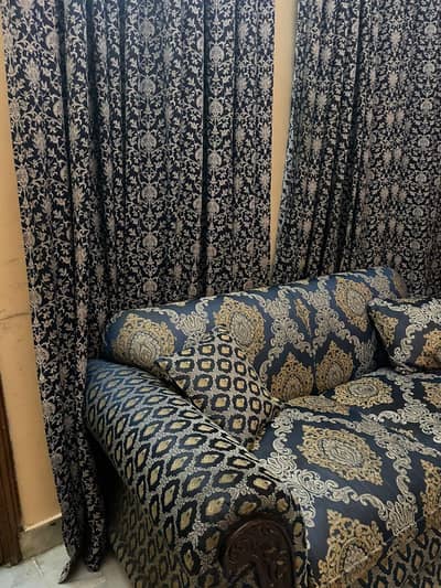 Luxury 7 Seater Sofa Set – Excellent Condition
