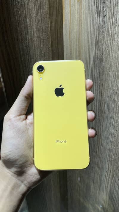 Apple iPhone Xr - 128gb - PTA APPROVED