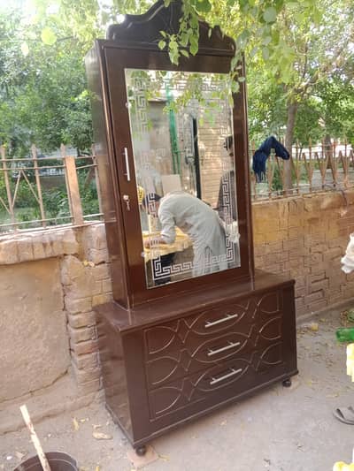 Dressing table for sale