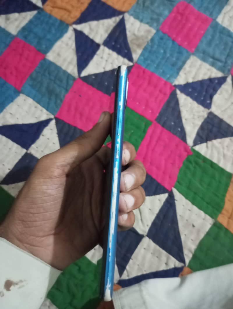 OPPO A16e 1