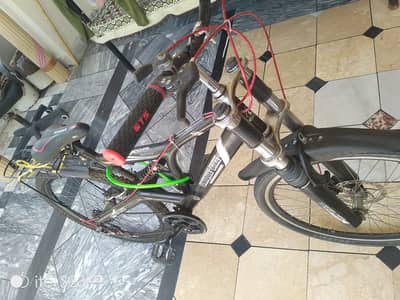 Mountain Bike for Sale – Excellent Condition