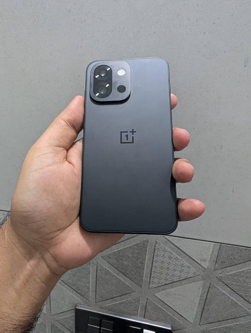 One Plus 13s 0