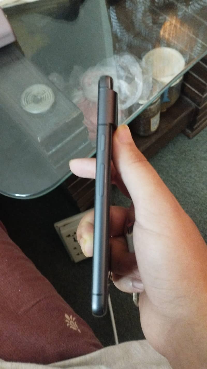 Google Pixel 8 3