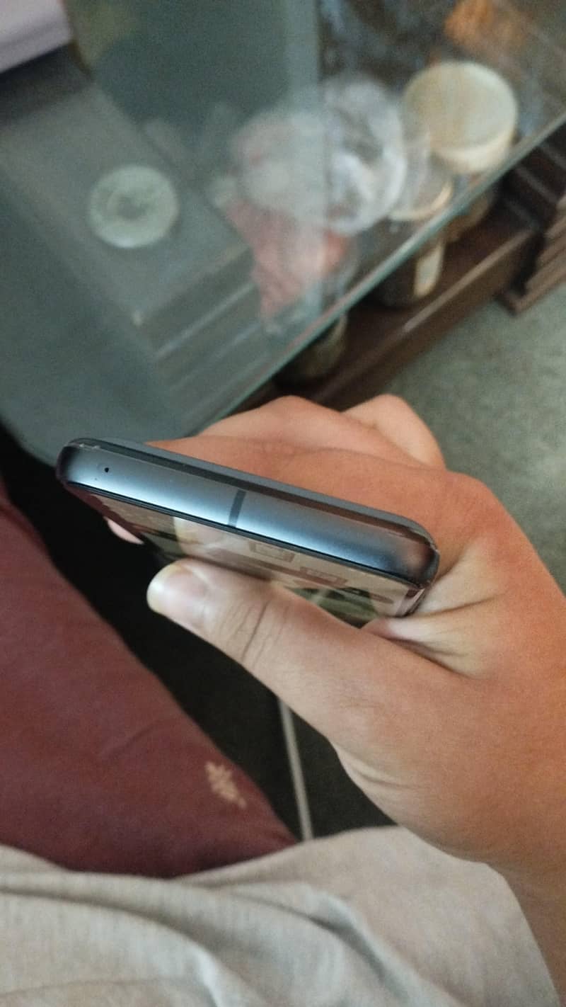 Google Pixel 8 6