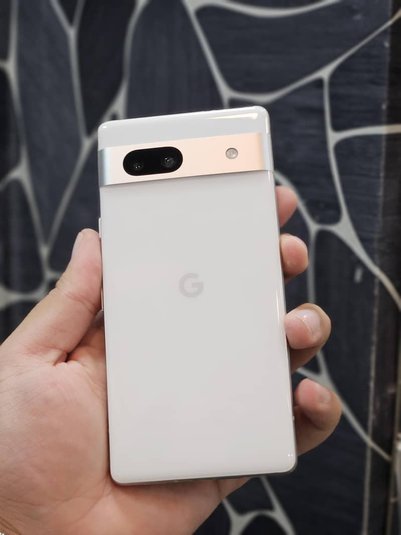 Google Pixel 7a 4