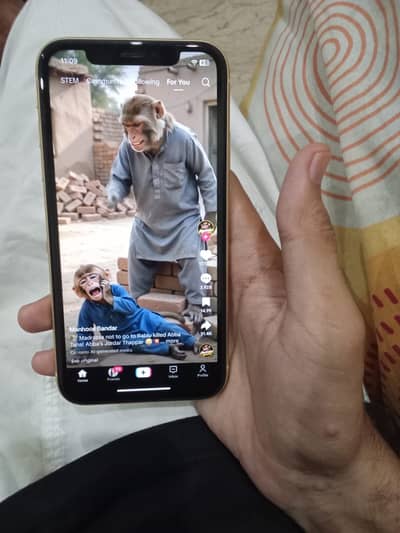 Apple iPhone XR 64gb jv