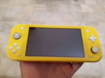 Nintendo Switch Lite Yellow With charger original For sale