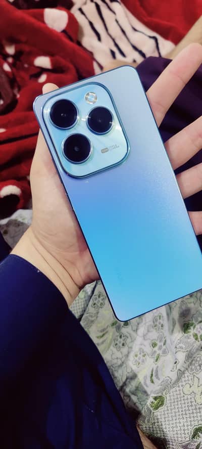 Infinix Hot 40 Pro