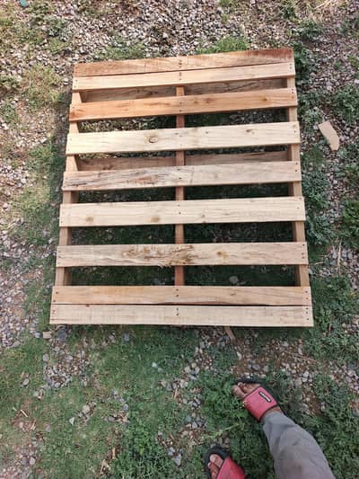 pallets for sale in good condition