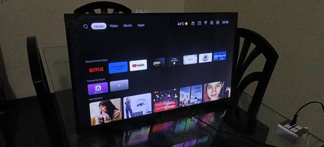 32 inch LED TV PCL Tigers 4K