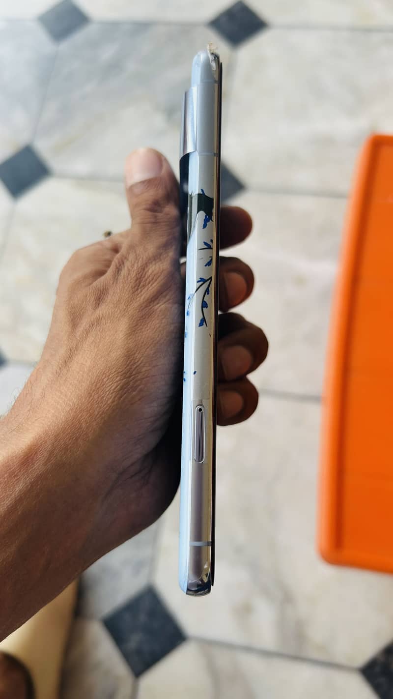 Google Pixel 8 Pro 3