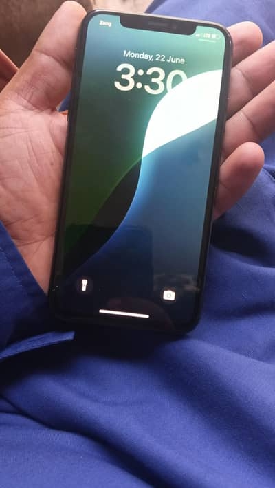 Apple iPhone XS