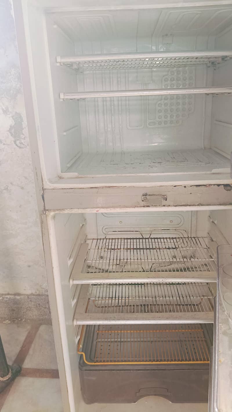 Fridge 0