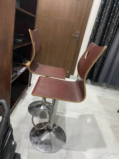 2 Bar Chairs