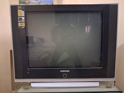 Samsung CRT TV 29 inches flat screen