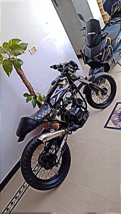 Honda CD-100 Cafe racer