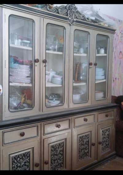 Vintage Wooden Showcase / Crockery Cabinet
