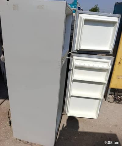 Used Refrigerator for sale. . . ok condition  extra tha is ly sale
