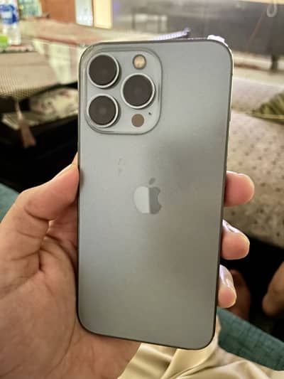 Apple iPhone 13 Pro