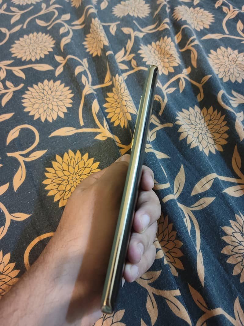 Infinix Zero 30 3