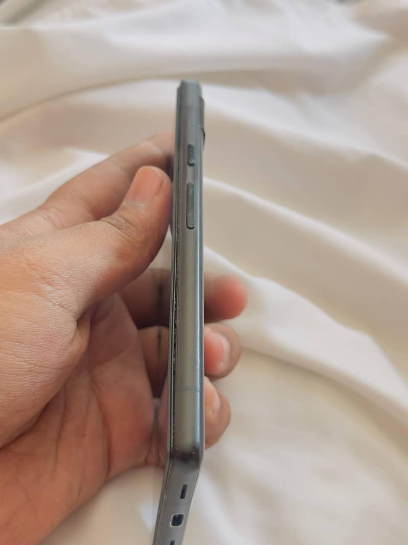 Google Pixel 6a 3