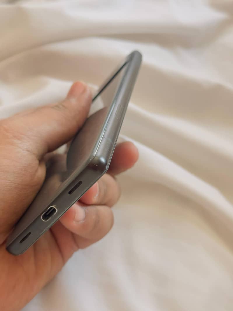 Google Pixel 6a 4