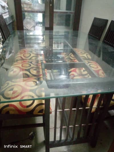 dinning table with 8 chairs