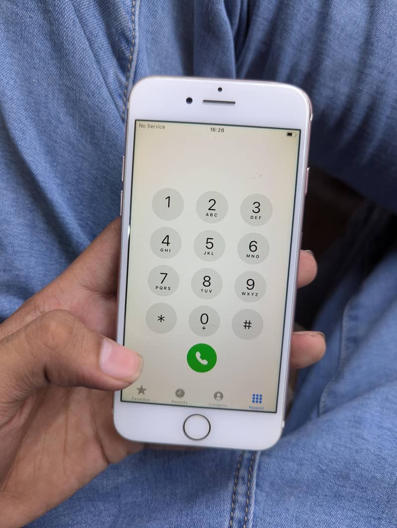 Apple iPhone 7 2