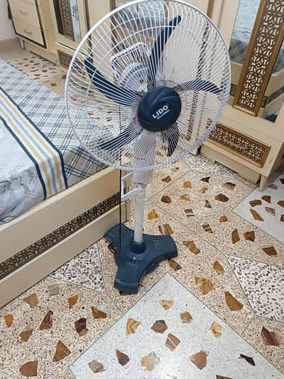 Pedestal Fan (Lido)