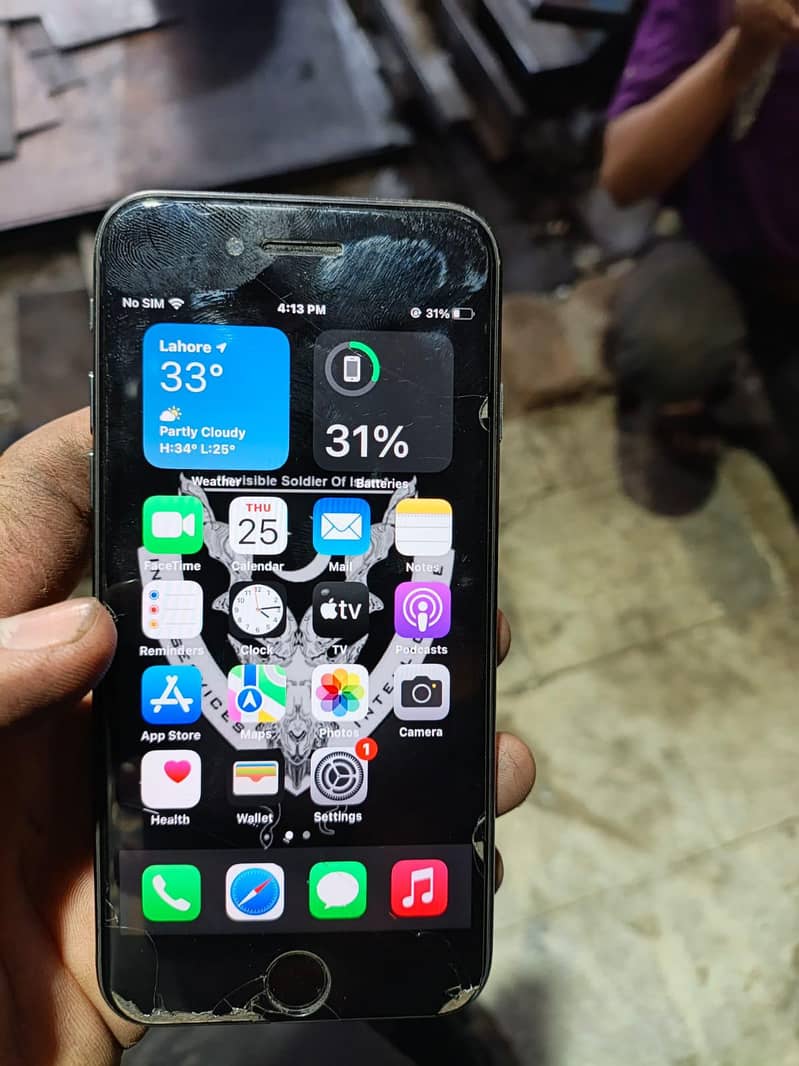 Apple iPhone 7 1
