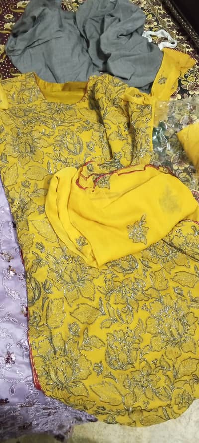 Party wear dresses in new condition