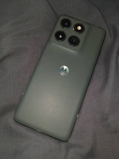 Motorola Edge 2025