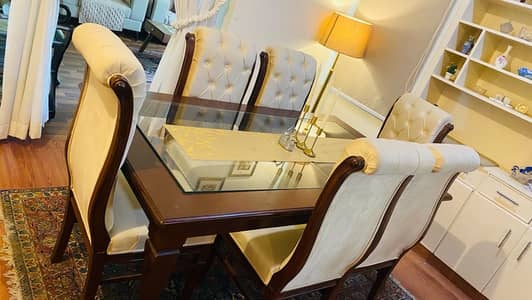 6-seater dining table set for sale (urgently)