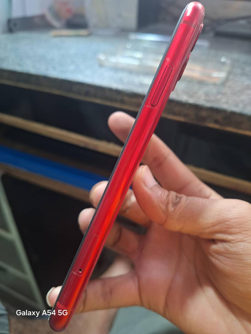 Apple iPhone 11 0