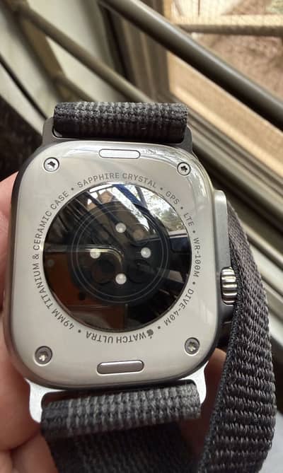 Apple Watch 2 ultra titanium