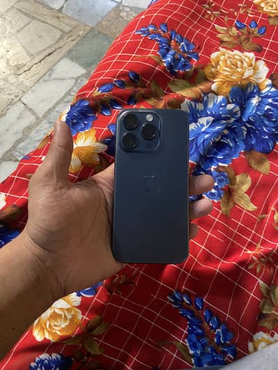I phone 15 pro non pta