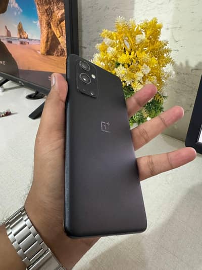 One Plus 9 Pro