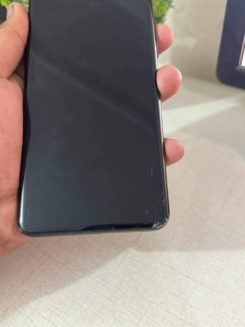 One Plus 9 Pro 6
