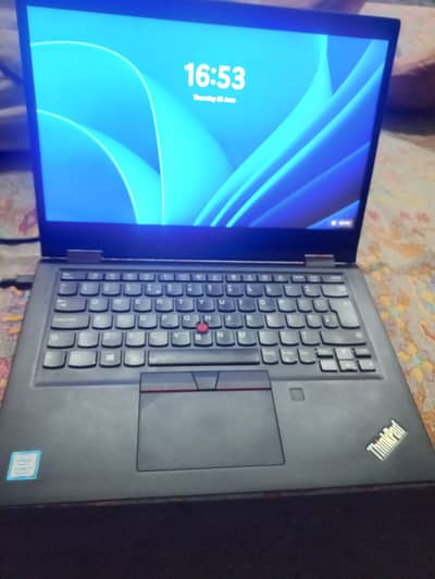 Dell Laptop – Excellent Condition | Core i7 8th Gen | 16GB RAM | Touch