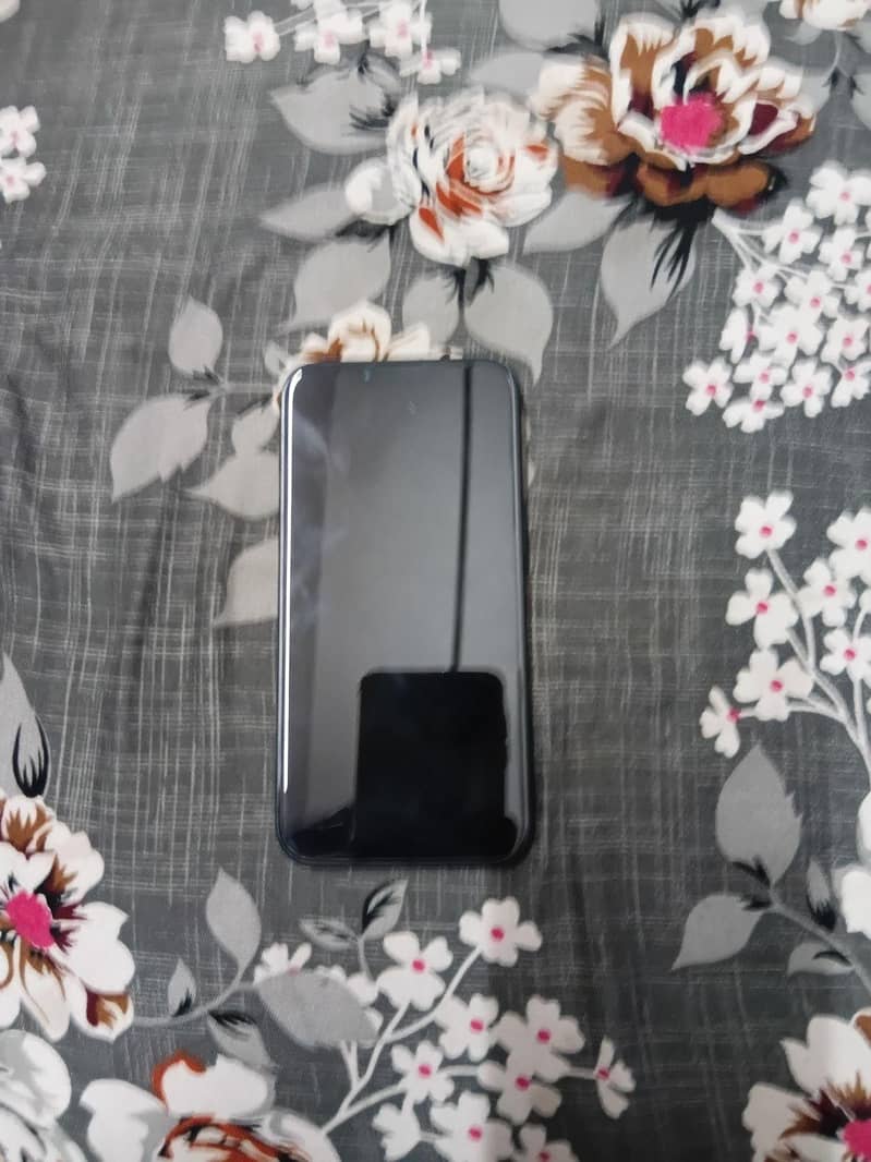 Apple iPhone 13 1