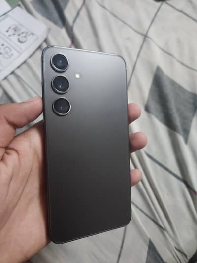 Samsung Mobile S24